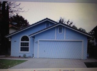 3450 W Wrenwood Ave, Fresno, CA