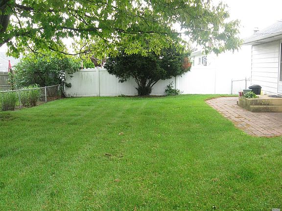 3rd image of 1166 Stewart Ave