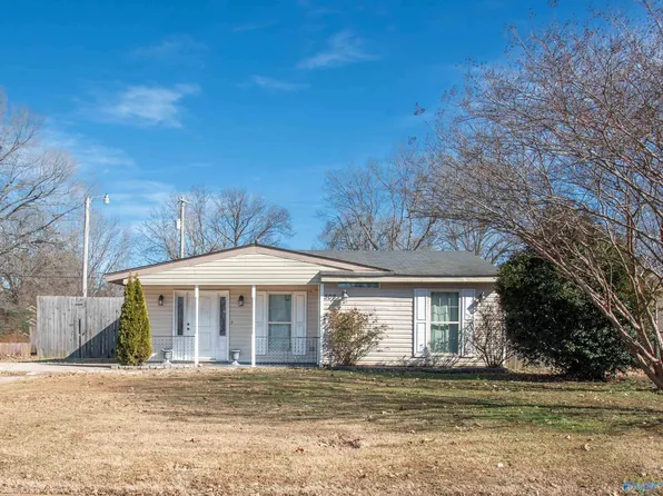 508 Monroe Dr NW, Decatur, AL 35601