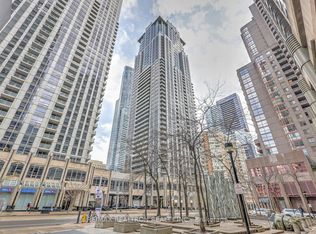 761 Bay St #610, Toronto, ON M5G 2R2