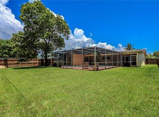 5308 Madison St, Hollywood, FL 33021