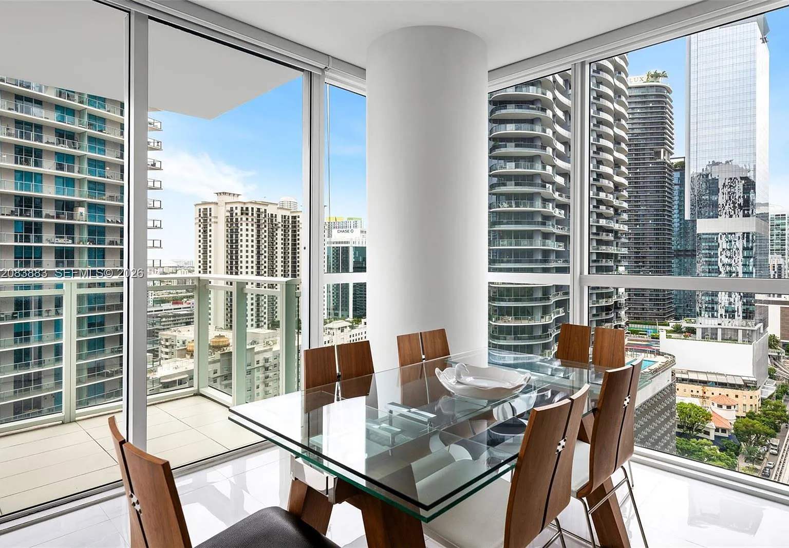 The Bondo (1080 Brickell) — Photo 2