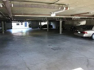12647 Burbank Bl Apartments — Photo 5