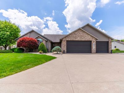 595 N Easton Dr, Angola, IN, 46703