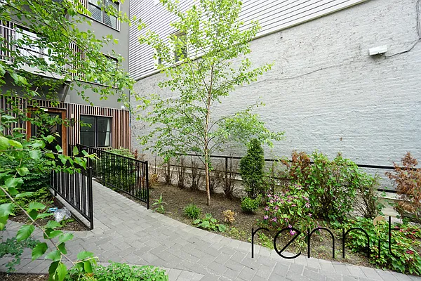 Rented by Rennit Inc. | media 22