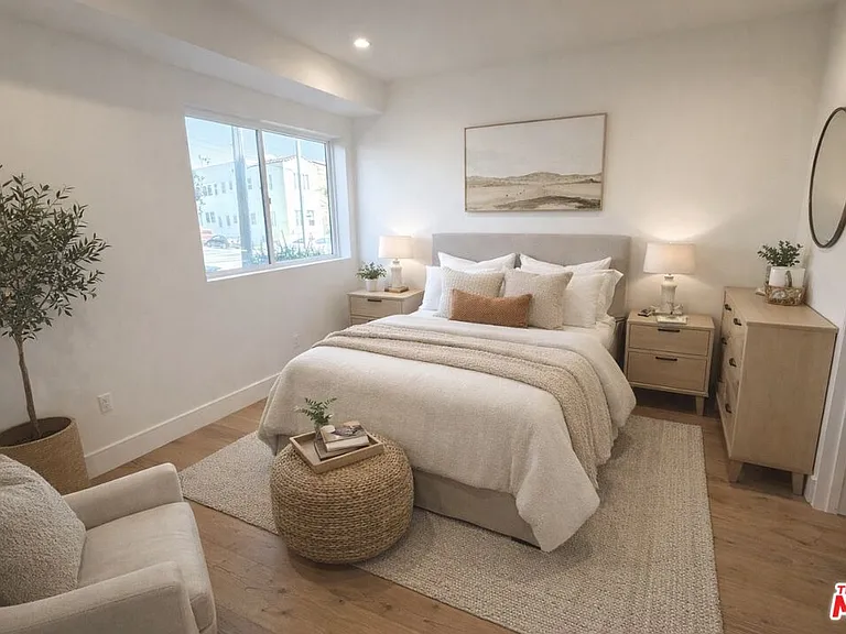 6847 N Figueroa St — Photo 15