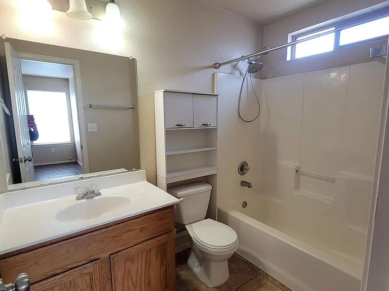 14211 Otter Point Dr — Photo 26