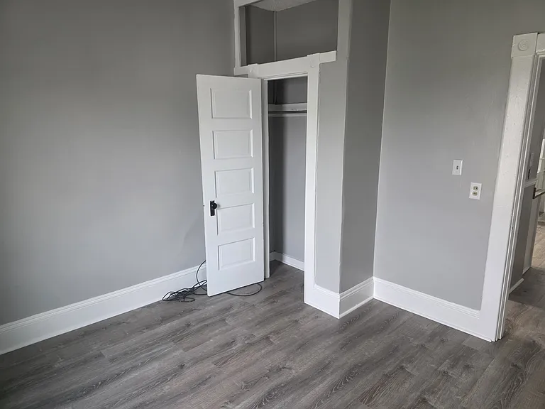 268 Tinkham St #3W — Photo 2
