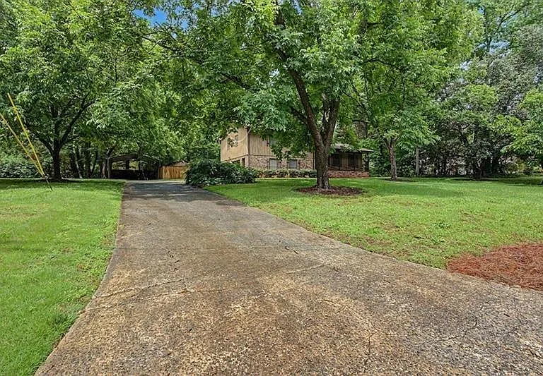 2985 Fredrick Dr — Photo 6