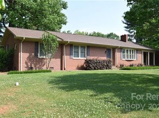 7680 Rhodhiss Rd, Connelly Springs, NC 28612