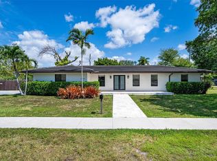 5701 SW 46th Ter, Miami, FL 33155