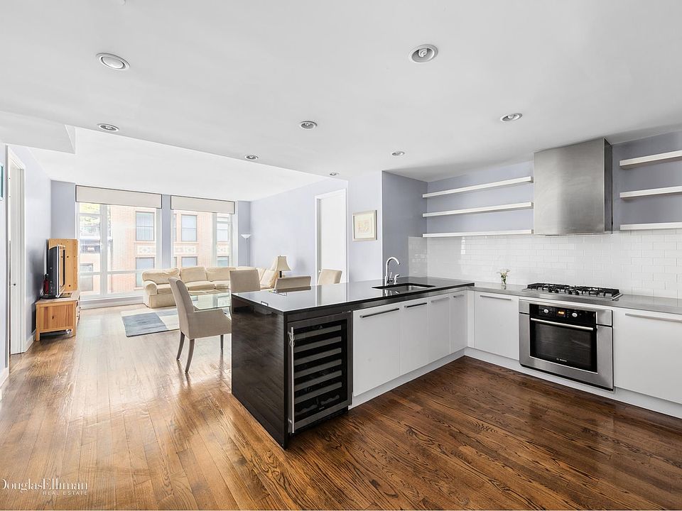 1st image of 133 W 22nd St APT 8D