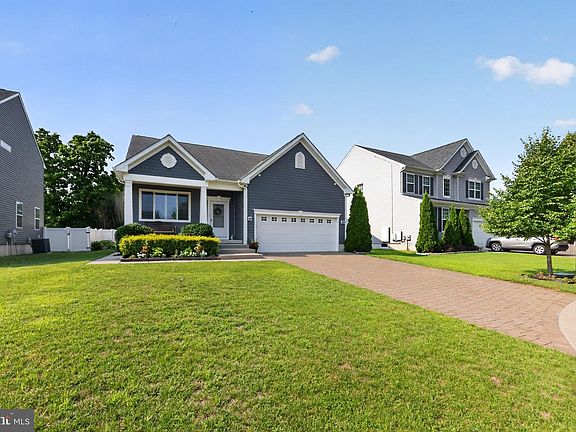 2nd image of 103 Waterview Ct