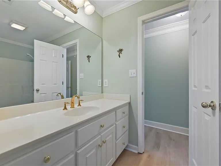 1792 Bristol Farms Ct — Photo 35