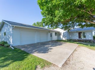 24589 135th Ave, Spring Valley, MN 55975