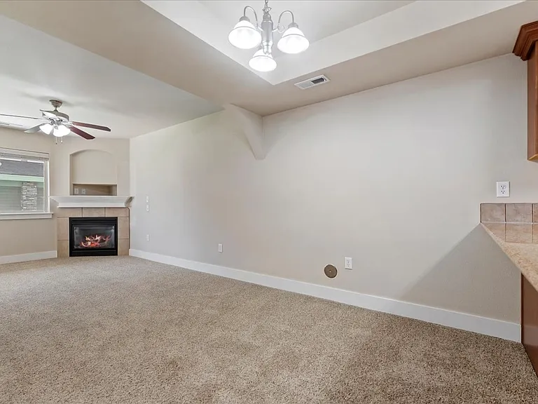 9846 W Rosecroft Ct — Photo 6