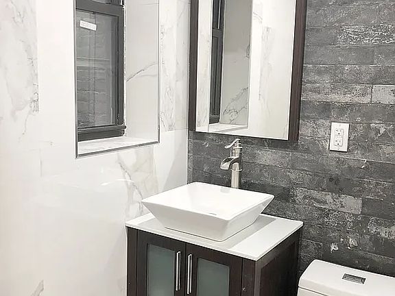 3rd image of 345 Waverly Ave Floor 2