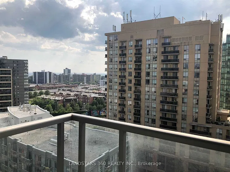 68 Abell St #1710 — Photo 11