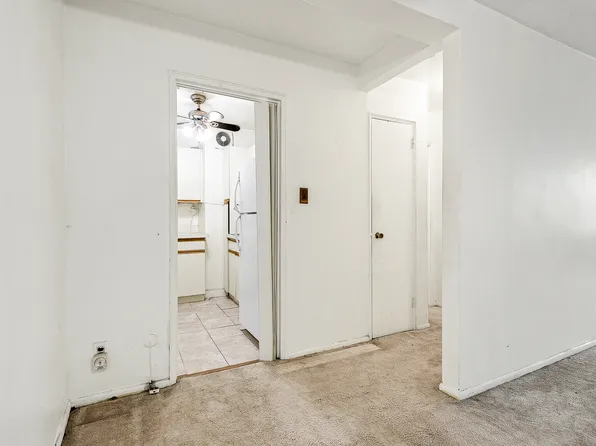 66-10 Thornton Place image 12 of 23