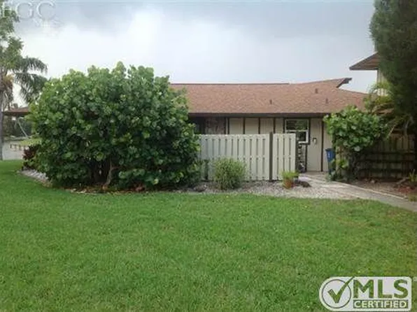 4297 Island Cir #5, Fort Myers, FL 33919