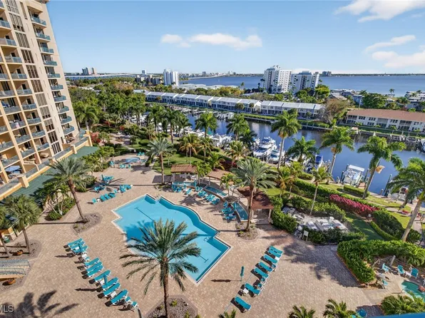 3426 Hancock Bridge Pkwy APT 902, North Fort Myers, FL 33903