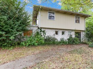 681 Foxcroft Cir SE, Marietta, GA 30067