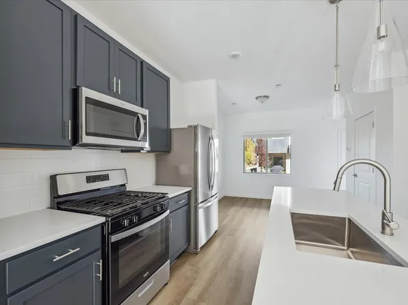 15353 W 69th Ave, Arvada, CO 80007