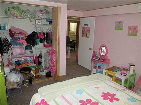 5th image of 647 5th Ave N