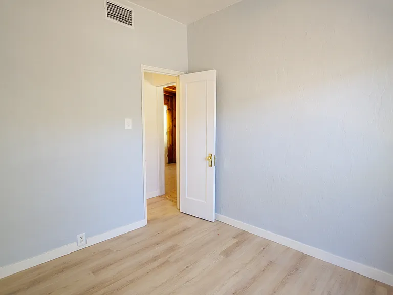 1315 N 2nd Ave — Photo 7