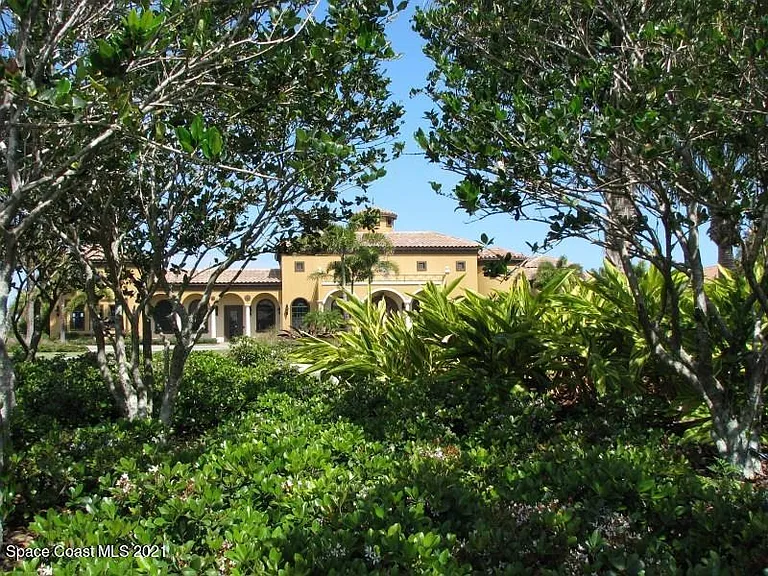 725 Simeon Dr — Photo 38