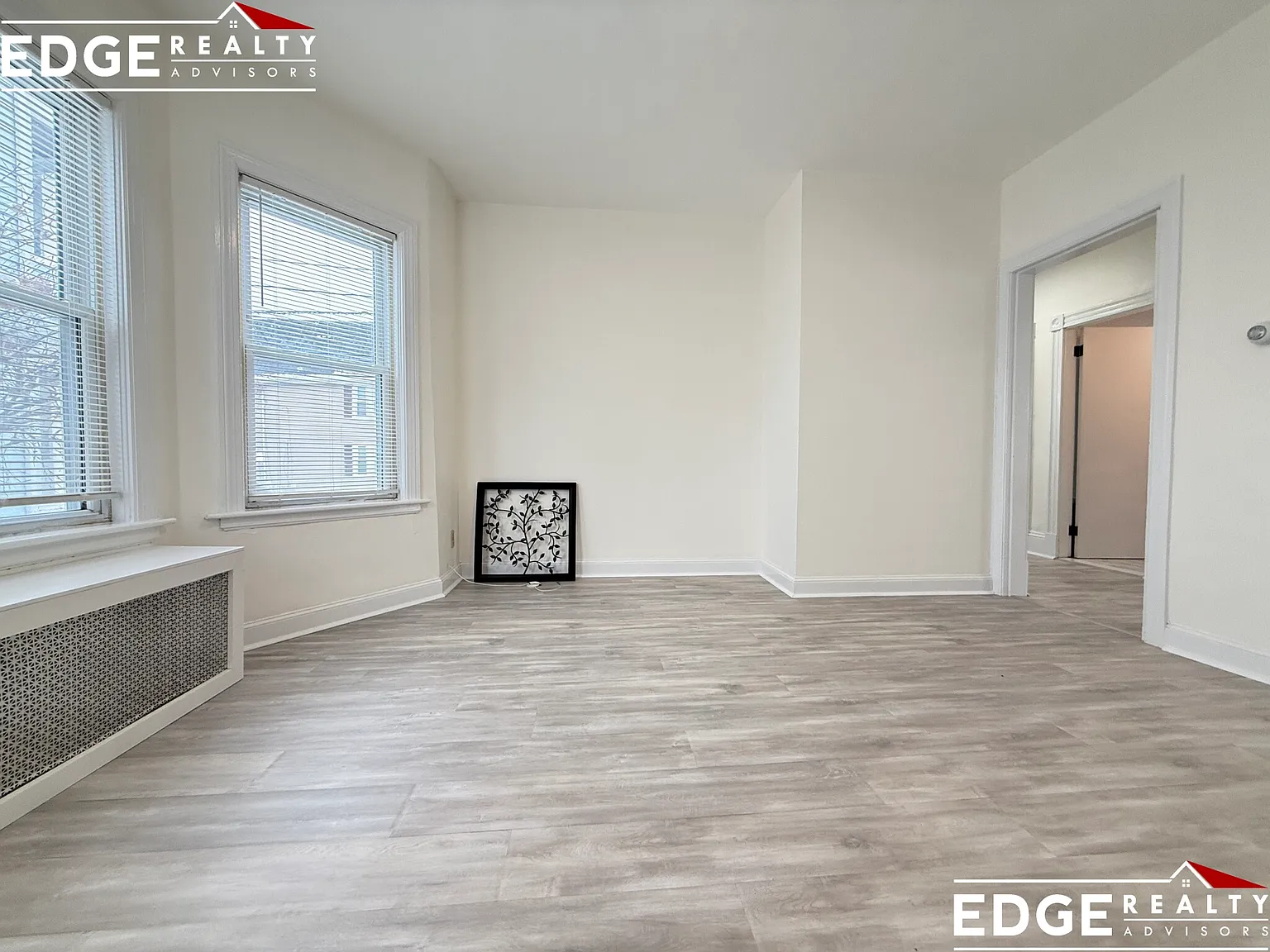 3 bed, 1200 sqft, $3,500 — Photo 3