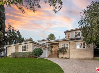 2132 Castle Heights Ave, Los Angeles, CA 90034