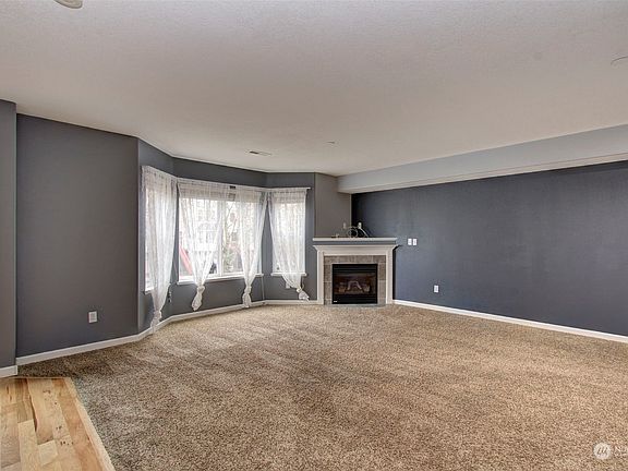4th image of 84 River Rock Lane #H