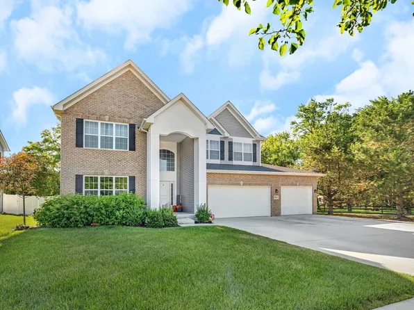 26449 S Waterford Trl, Channahon, IL 60410