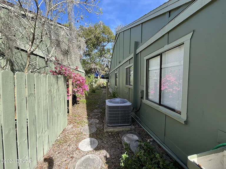 162 Pine Cone Trl — Photo 22
