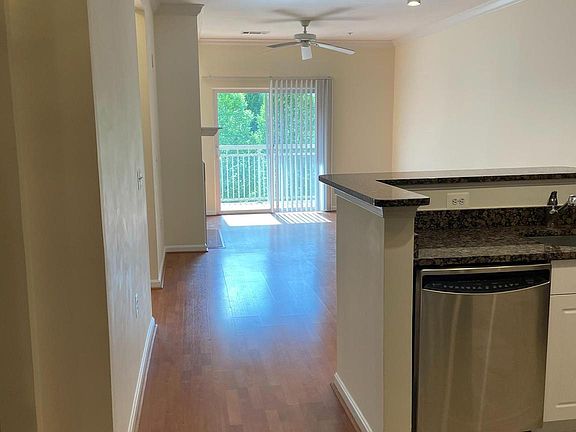 3rd image of 9486 Virginia Center Blvd Unit 322