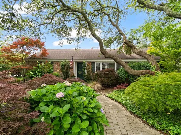 200 76th St, Virginia Beach, VA 23451
