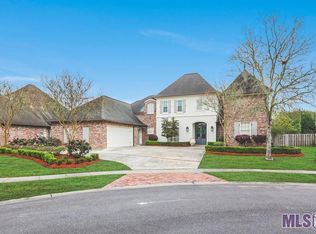 19441 Oak Park Ct, Baton Rouge, LA 70809