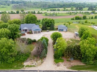 8151 Midland DRIVE, Allenton, WI 53002