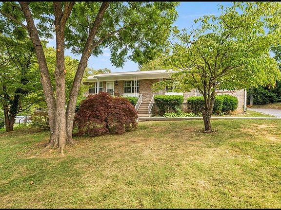 4th image of 251 Pinecrest Cir #251