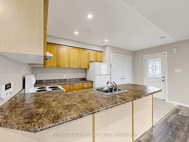 11 Peony St — Photo 27