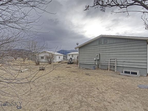 2nd image of 106 Altair Dr