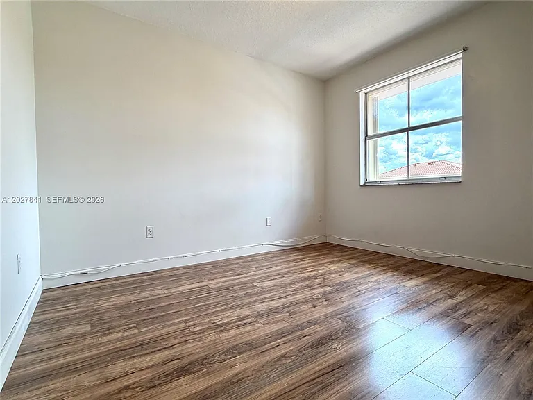6201 NW 114th Pl #245 — Photo 11