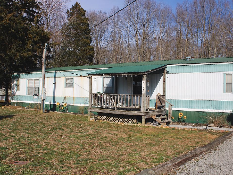 1st image of 307 Geneva Dr