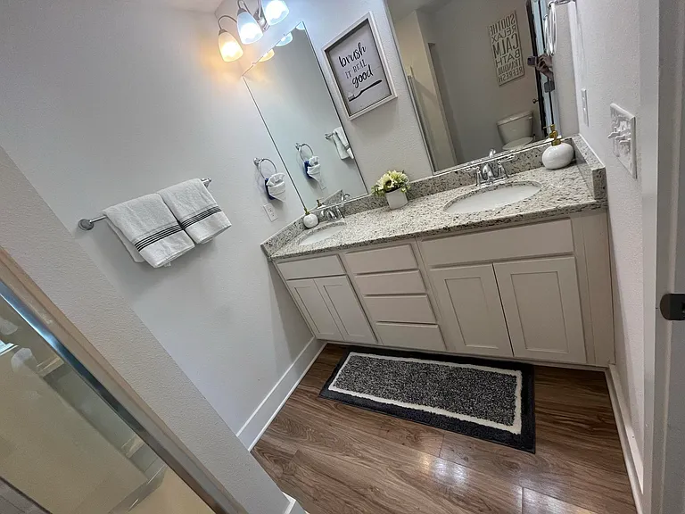 1642 Iroquois Ct — Photo 11