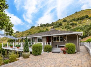 27 La Rancheria, Carmel Valley, CA 93924