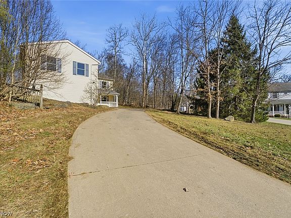 2nd image of 419 McNeil Dr