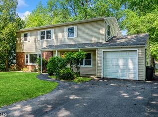 6 Fletcher Pl, Madison, NJ 07940