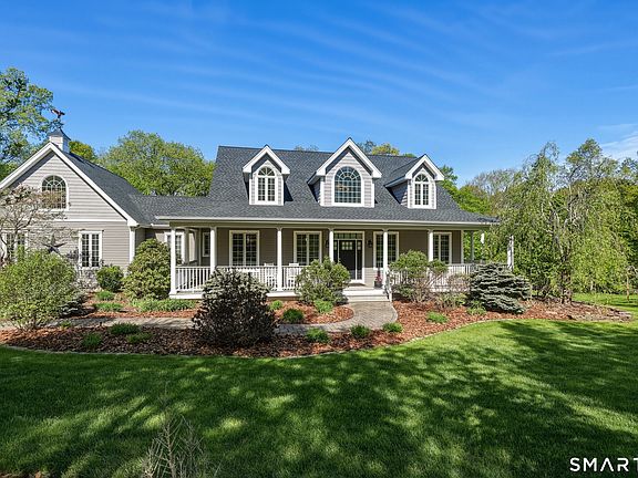 2nd image of 44 Mulberry Lane