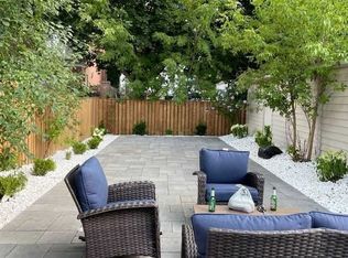 2259 Lawrence Ave W, Toronto, ON M9P 2A4